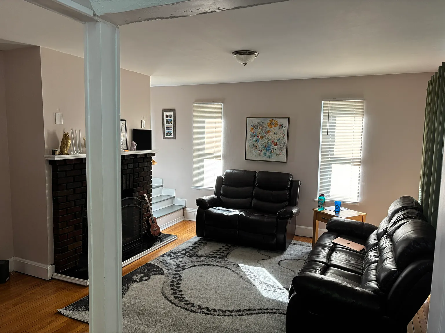 4 bed, 1660 sqft, $3,000 — Photo 2