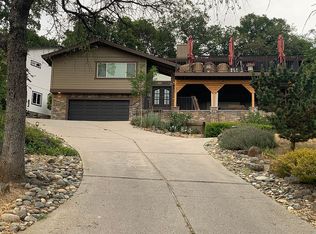 13801 Hemlock Dr, Penn Valley, CA 95946