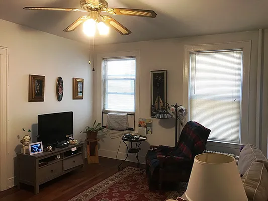 Rented by Prime Realty | media 14