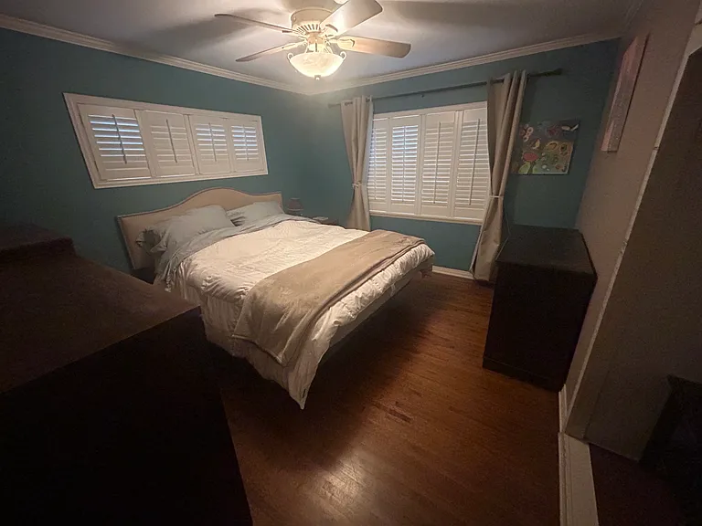 Madonna Dr — Photo 26