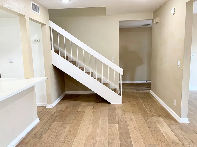 620 Lakeview Ln — Photo 5