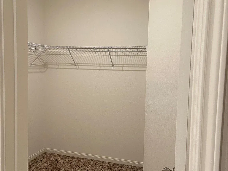 509 Congress Way — Photo 32