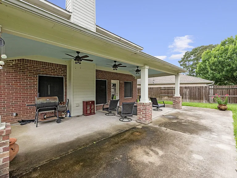 6118 Pine Lakes Dr — Photo 27