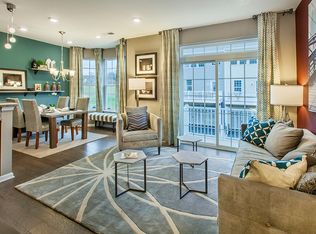 24 Dahlia Ln, Garfield, NJ 07026