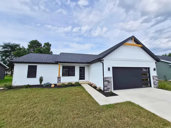 445 N Eastfield Cir, Milford, IN 46542