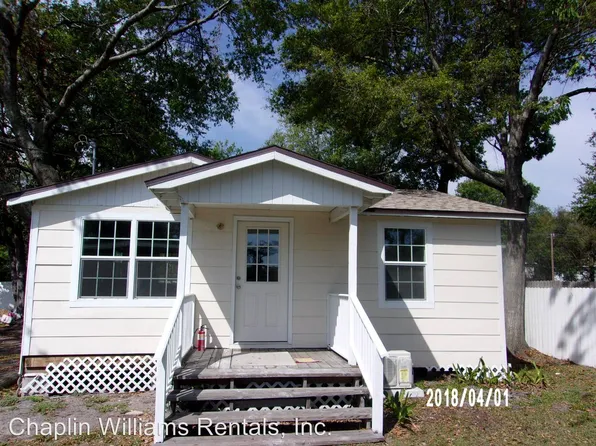 1933 S 8th St, Fernandina Beach, FL 32034