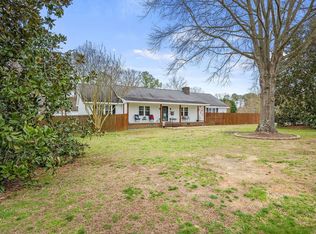 1904 Creekview Dr, Clayton, NC 27520