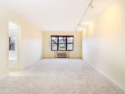 143 Garth Rd APT 5P, Scarsdale, NY, 10583
