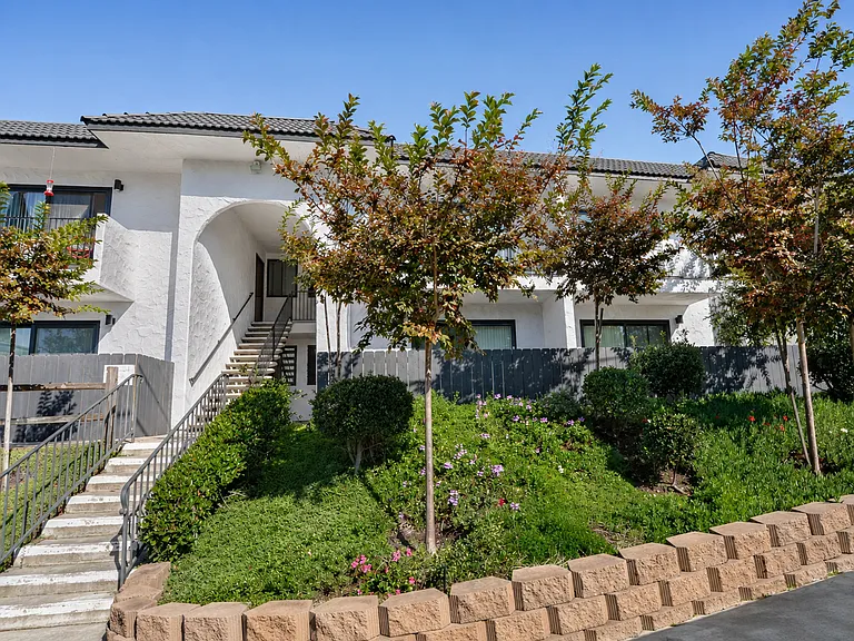 Westgate Apartments in Linda Vista — Photo 11