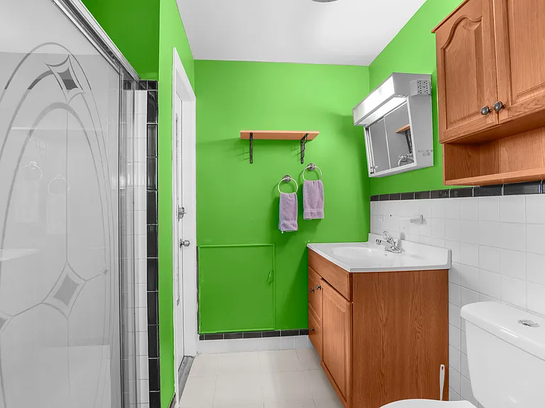 9412 Bellewood St — Photo 22