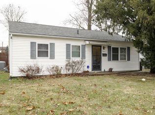 11 Ryan Dr, Bloomington, IL