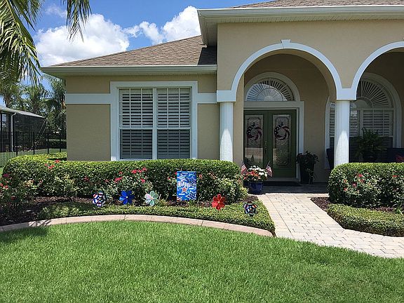 Front lawn view