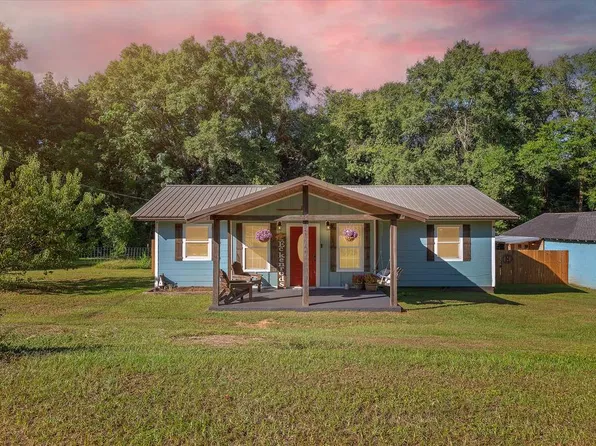 1370 Hubbard Rd, Newton, AL 36352