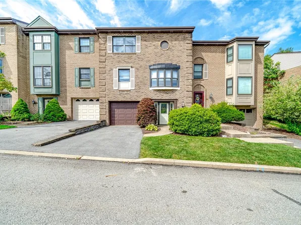 351 Nature Trail Ln, Murrysville, PA 15668