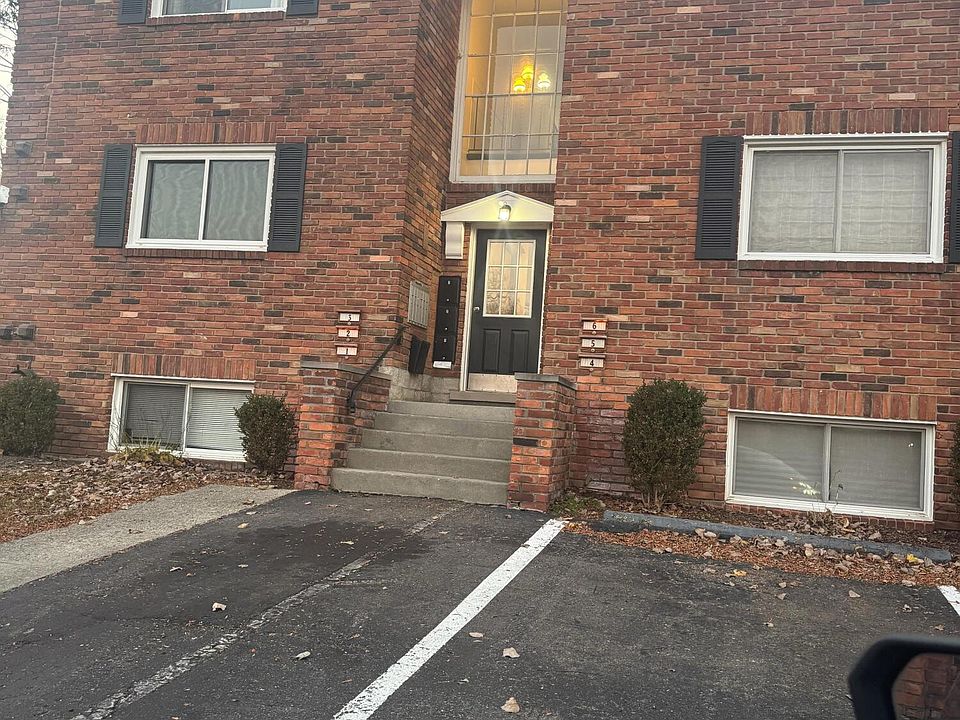 1st image of 31831 Grand River Ave Unit 3