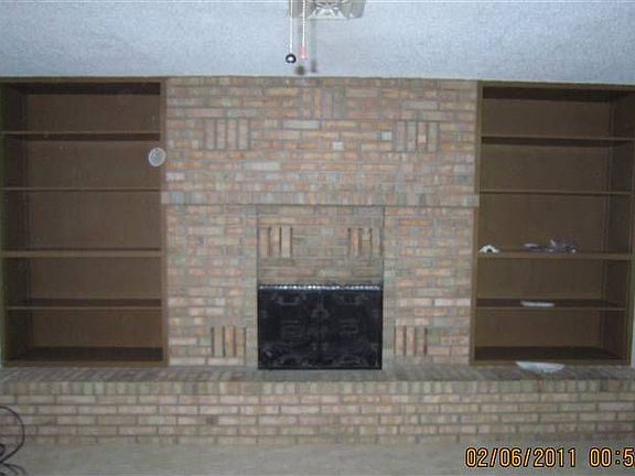 3rd image of 1720 S Emerson Dr