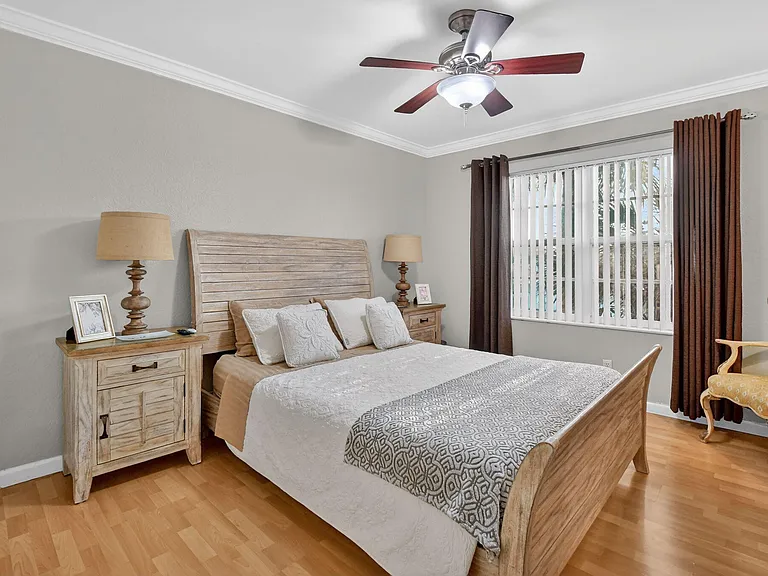 18280 Coral Isles Dr — Photo 47