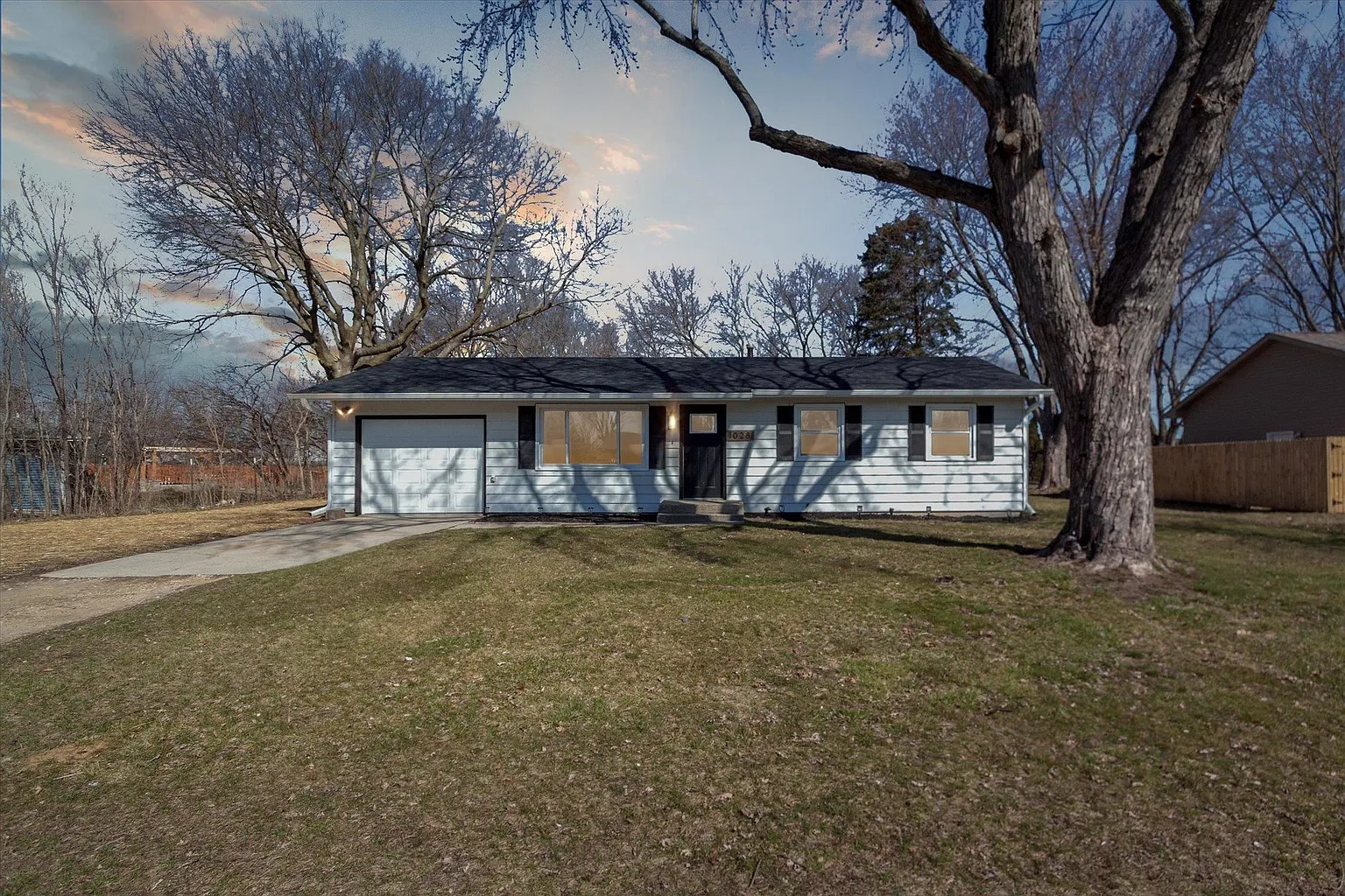 1028 Bunting Dr photo 1