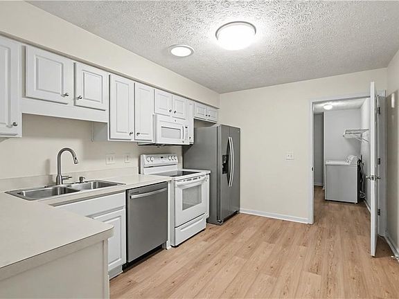 5th image of 3758 Vineyards Lake Cir NW #8
