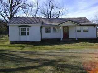 21705 State Line Rd, Sulphur Springs, AR 72768