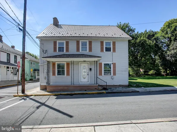 43 E California St, Mercersburg, PA 17236