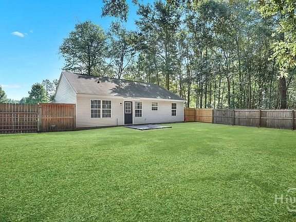 4th image of 126 Sand Pine Court