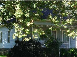 314 S Robinson St, Perrinton, MI 48871