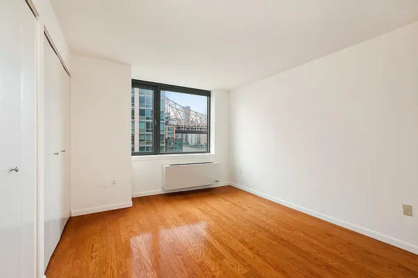 Rented by MG Realty NYC | media 23