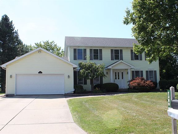 3rd image of 2380 Venezia Dr