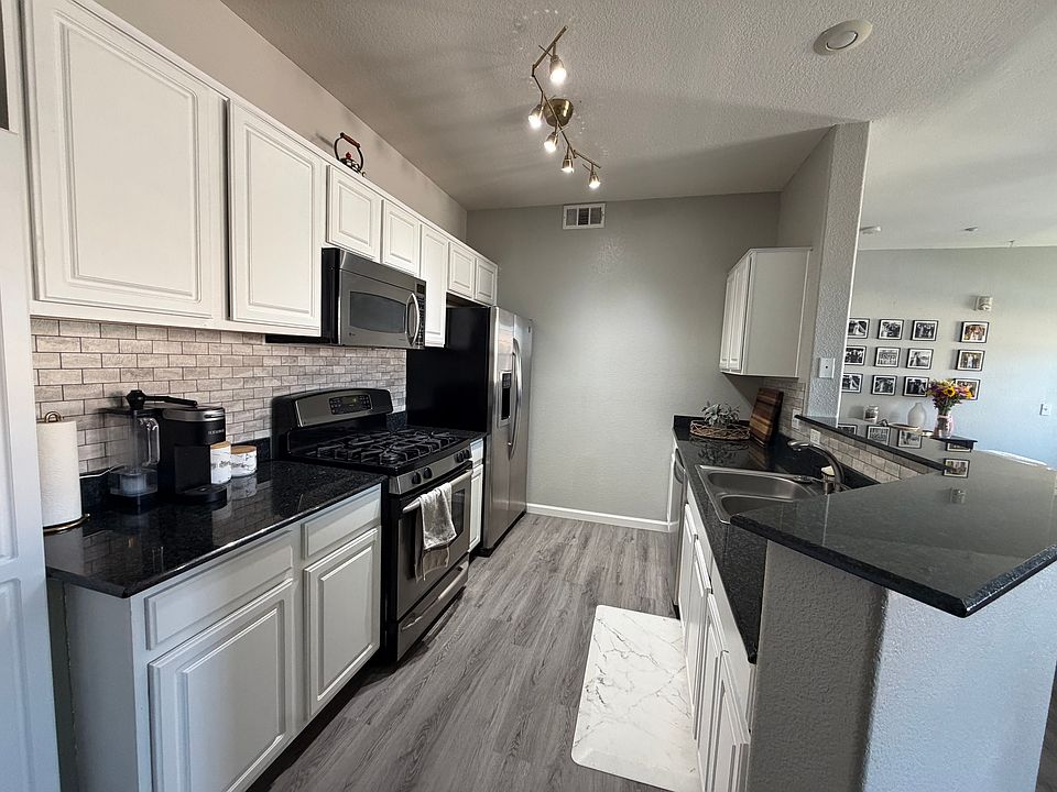 1st image of 5855 Valley Dr Unit 2071
