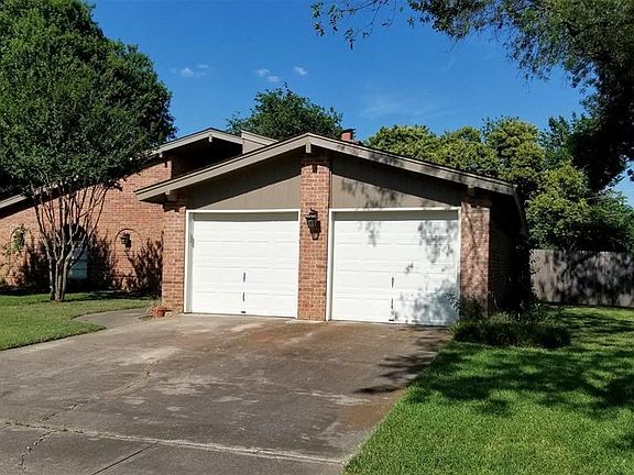 3rd image of 5600 Stone Dr