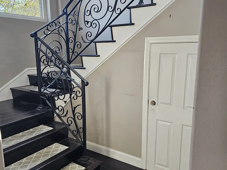 1805 Harriman Ln #A — Photo 5