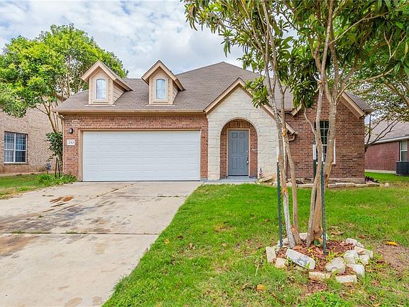 2nd image of 210 Marquitos Dr
