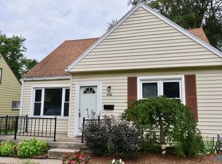 5745 Acres Rd, Sylvania, OH 43560