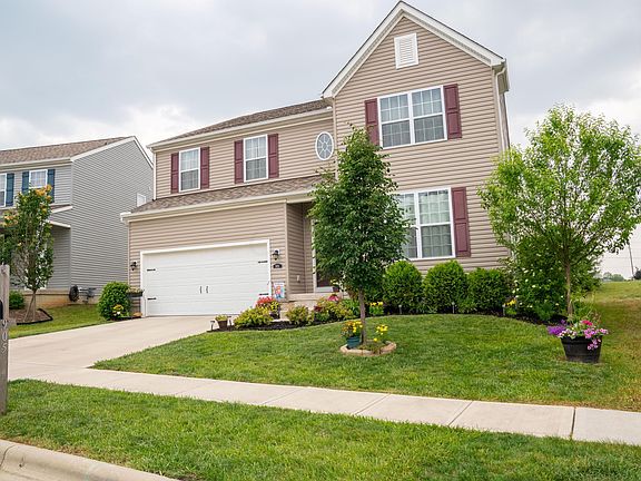 2nd image of 905 Salinger Dr