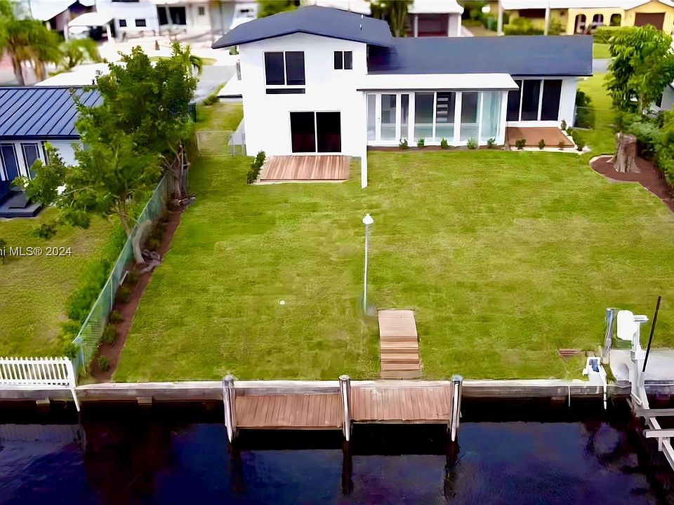 1st image of 2426 Key Largo Ln