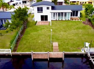 2426 Key Largo Ln, Fort Lauderdale, FL 33312