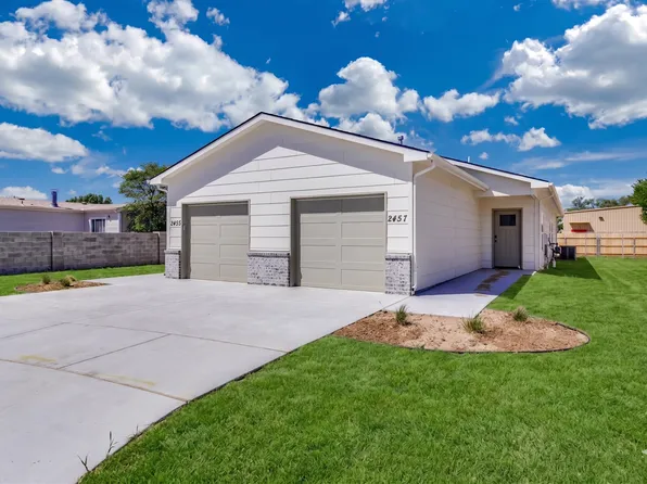 2333 W Macarthur Rd, Wichita, KS 67217