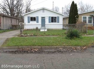 4022 W Kearsley St, Flint, MI 48532