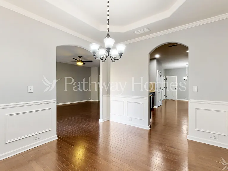 3922 Lake Manor Way — Photo 4