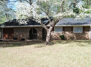 2203 Emerald Castle Dr, Decatur, GA 30035