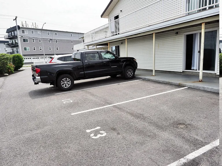 933 Ocean Blvd #9 — Photo 9