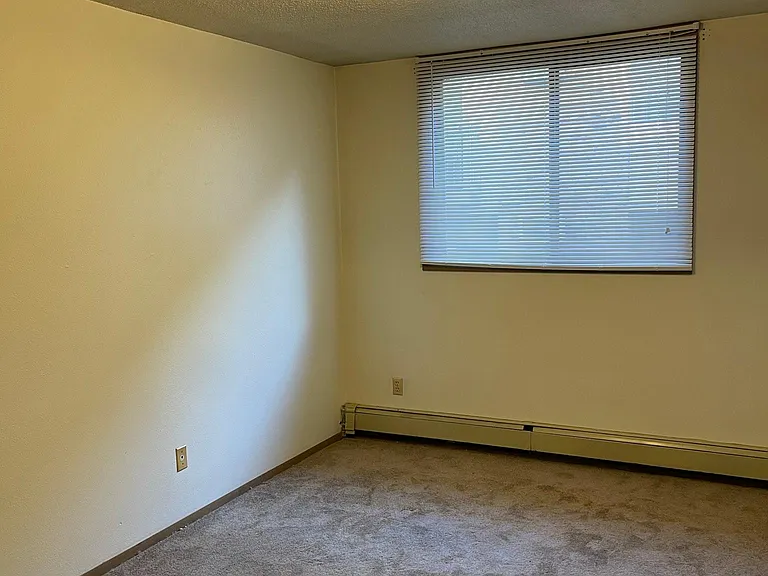 316 Ridgeland Ave #3 — Photo 6