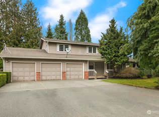 2540 NE 92nd St, Seattle, WA 98115