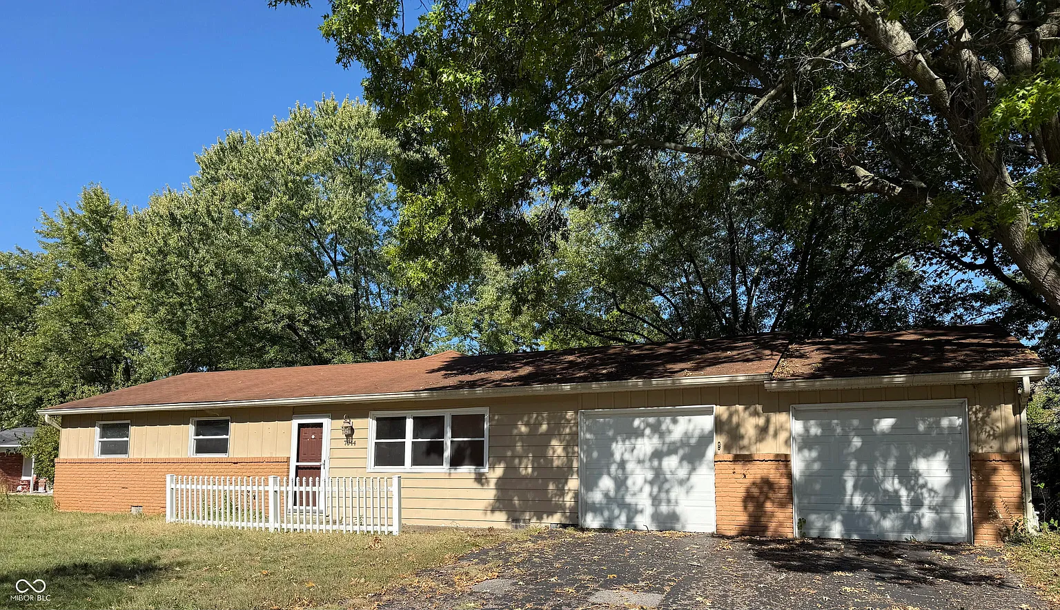 7044 Tower Ct photo 1