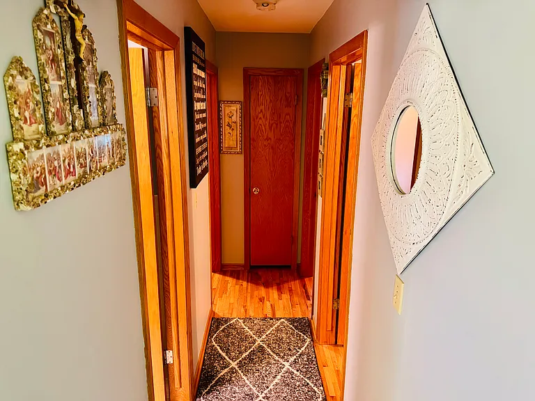 703 Highland Ave — Photo 3