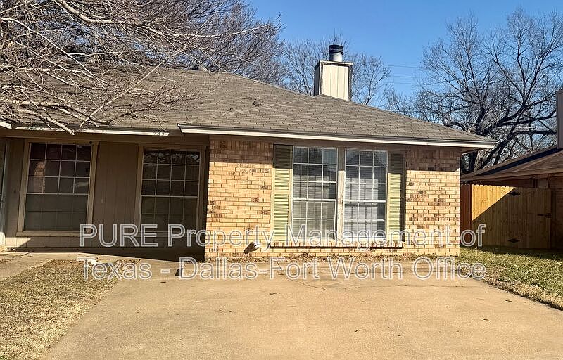 1st image of 423 Claire Ct