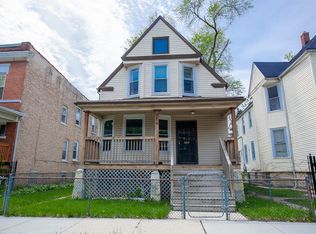 916 N Latrobe Ave, Chicago, IL