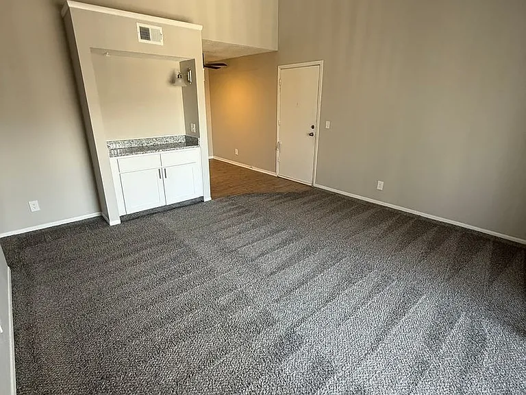 Bellevue Hills Apartment Homes — Photo 63