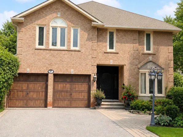 45 Miranda Ct E, Vaughan, ON L4J 7W5